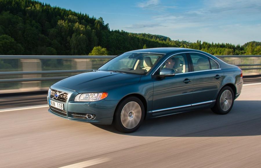 Volvo S80 2013 года  (фото 8 из 13)